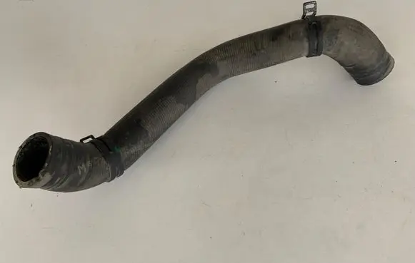 Mercedes-Benz CLA C117 X117 W117 Engine coolant pipe/hose A2465010182