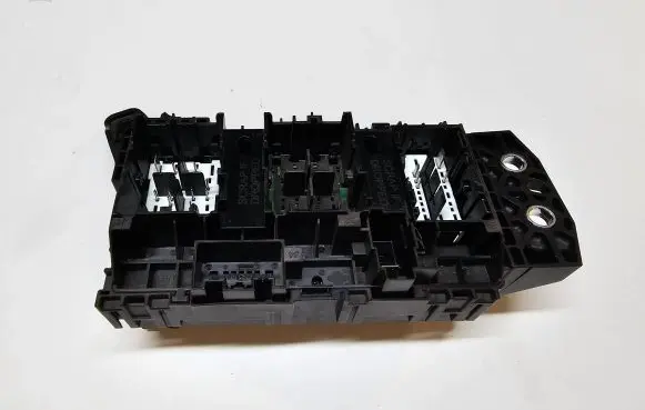 Jeep Grand Cherokee WL Fuse module 68347016AD