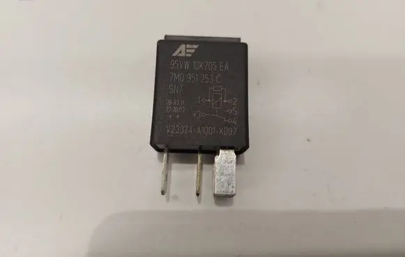 Audi A4 S4 B8 8K Other relay 7M0951253C