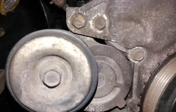 Mazda 2 Generator/alternator belt tensioner ZJ38
