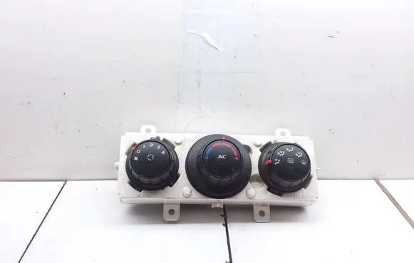 Renault Master III Climate control unit 275100013R 5L7742800