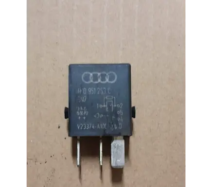 Volkswagen Touareg II Other relay 4H0951253C V23374A1001