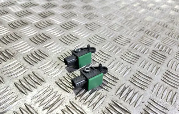 Volkswagen PASSAT B7 Airbag deployment crash/impact sensor 5N0959351 5N0959351B