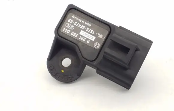 Ford Mondeo Mk III Air pressure sensor 1S7A9F479AB 0261230044