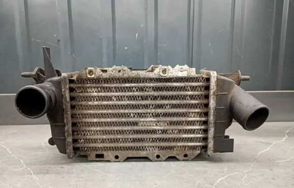 Opel Vectra B Intercooler radiator 52464588