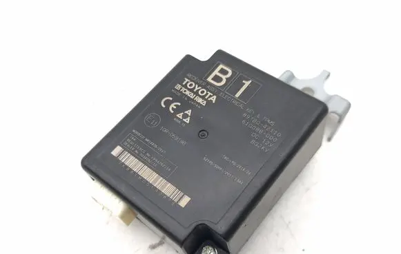 Toyota RAV 4 (XA50) Tire pressure control unit 897B042110 61G088000 10R059198