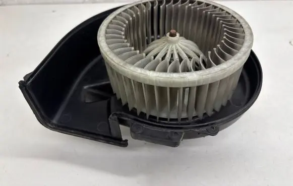 Volkswagen Polo Heater fan/blower TG26