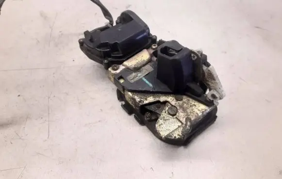 Mazda Premacy Rear door lock