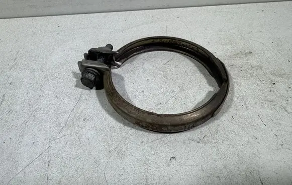Mercedes-Benz Sprinter W907 W910 Muffler pipe connector clamp A0039950102 0039950102