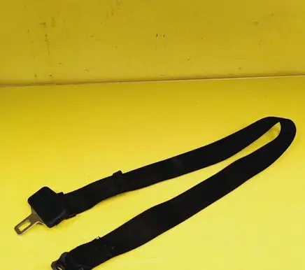 Peugeot 106 Middle seatbelt (rear) 0423792379
