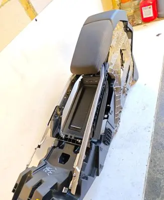 Audi e-tron Center console 4KE864283A 05082019 08022019