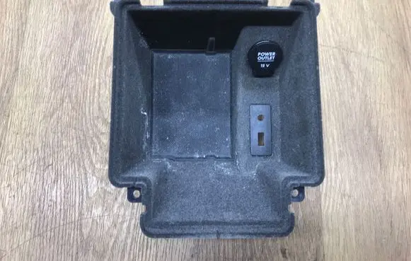 Porsche Macan (95B) Glove box central console 95B857232