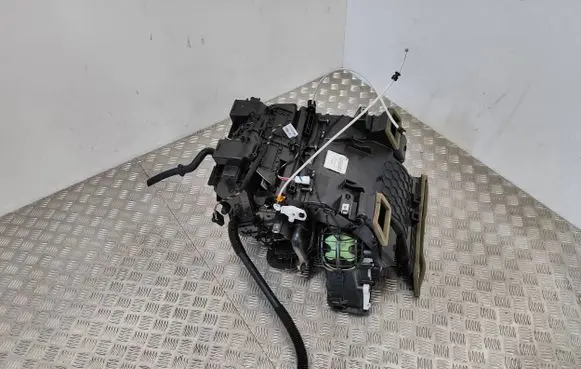 Opel Vivaro Interior heater climate box assembly 272700324R 93868022 030641502