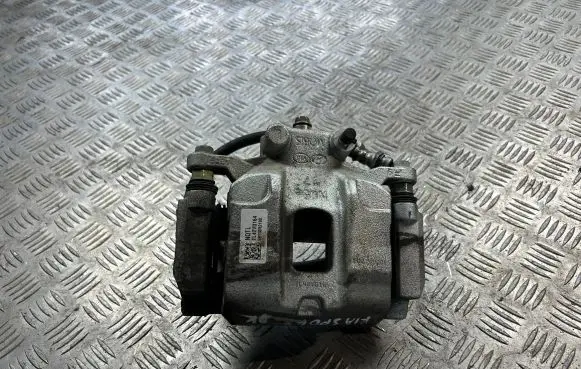 KIA Sportage Front brake caliper 58110R2100