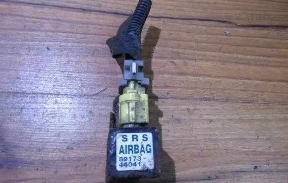 Toyota Avensis Verso Airbag deployment crash/impact sensor 8917344041 89173-44041