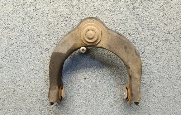 Jeep Grand Cherokee Front upper control arm/wishbone 68046196A