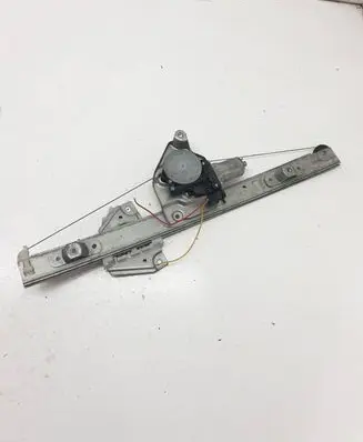 Suzuki Grand Vitara II Rear door window regulator with motor 2621003520
