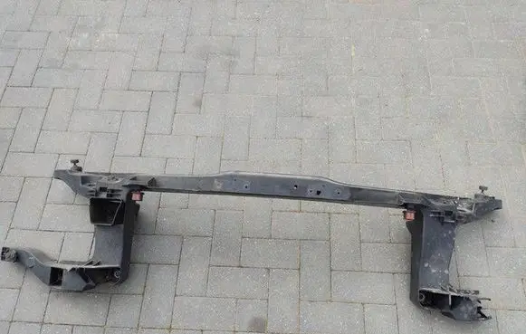 Mercedes-Benz Vito Viano W447 Top upper radiator support slam panel A4478801103