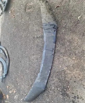 Front bumper lip