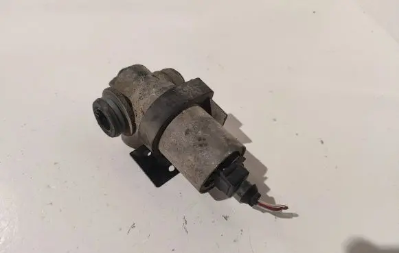 BMW 3 E46 Idle control valve (regulator) 1744713 0280140545
