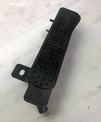 Opel Mokka B Active carbon filter fuel vapour canister 9829656180
