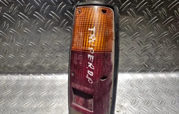 Isuzu Trooper Rear/tail lights IKI4267
