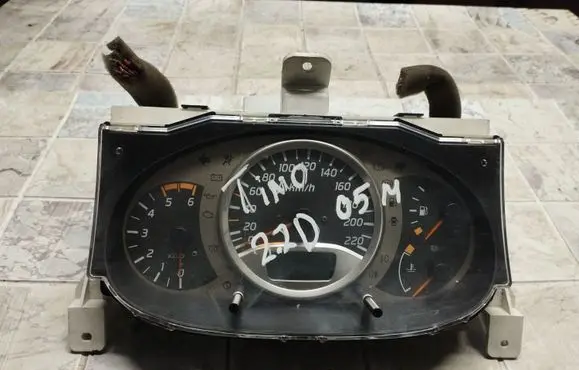 Nissan Almera Tino Speedometer (instrument cluster) BU004 0609720 3B210