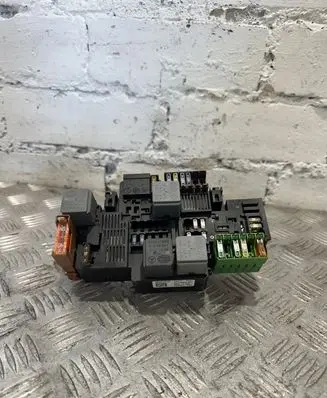 Mercedes-Benz E W213 Fuse module A2139062202 163726187 58K615F02