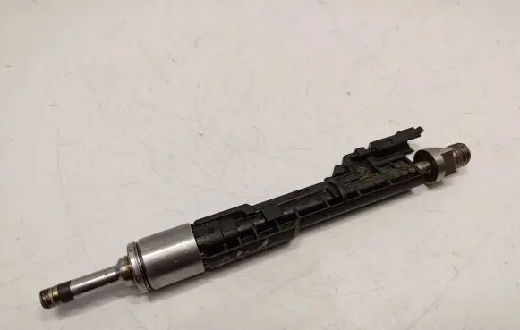 BMW X5 F15 Fuel injector 13537645956 13538627842