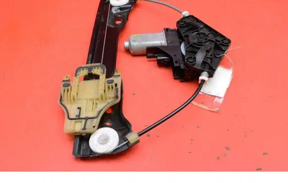 Jeep Grand Cherokee Rear door window regulator with motor 931403103