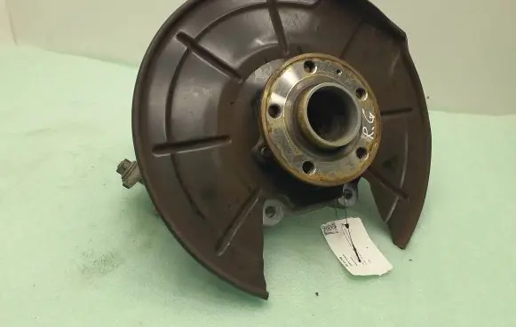 Volvo XC40 Rear wheel hub 32246330