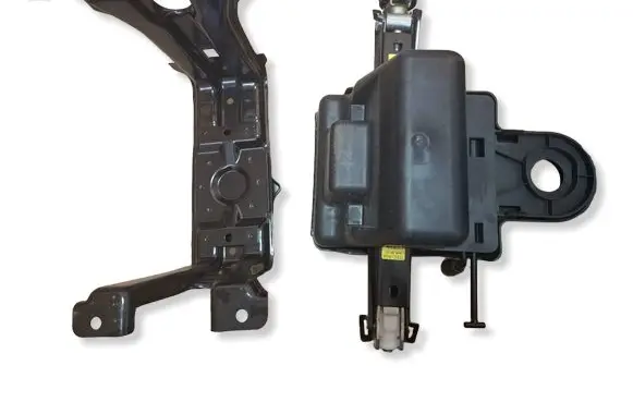 Audi A4 S4 B8 8K Spare wheel mounting bracket 8K0802715A BBP173201 8K9813685A
