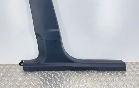 Peugeot 2008 II Front sill trim cover 9820798777 9820797577