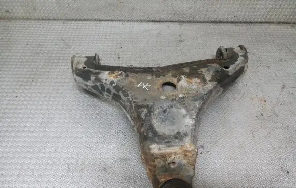 Mercedes-Benz Sprinter W906 Front lower control arm/wishbone