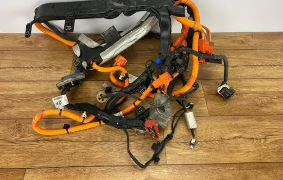 Ford Maverick Engine installation wiring loom LX68-14B322-PE