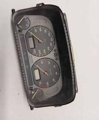 Volkswagen Golf III Speedometer (instrument cluster) 5392324740
