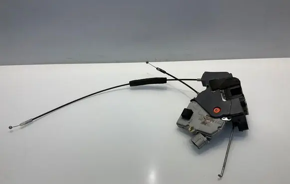 Nissan GT-R Front door lock 80552C070B
