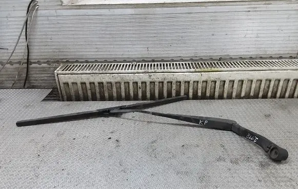 Mitsubishi Lancer Windshield/front glass wiper blade 
