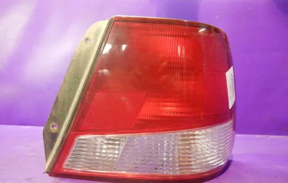 Hyundai Accent Rear/tail lights R92402252