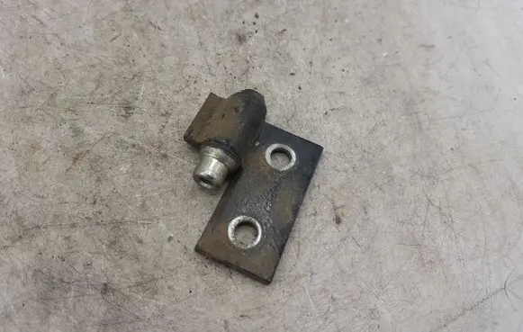 BMW 5 E39 Front door upper hinge NOCODE