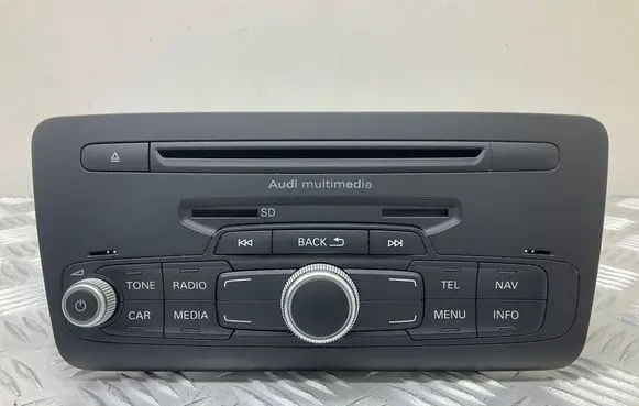 Radio/CD/DVD/GPS head unit
