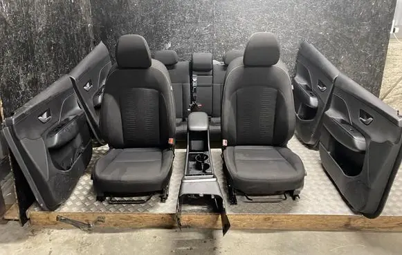 Hyundai Kona II Seat set
