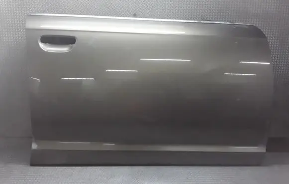 Audi A6 S6 C6 4F Front door