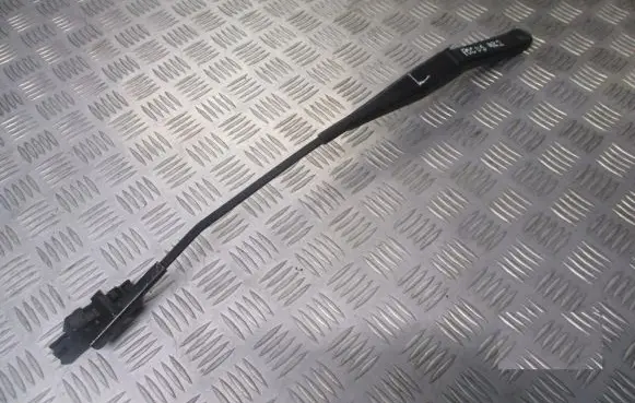 Ford Focus Front wiper blade arm