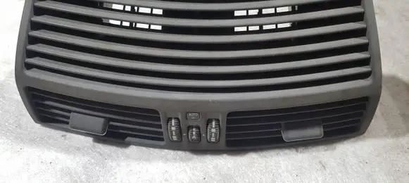 Mercedes-Benz S W220 Dash center air vent grill A2208300554