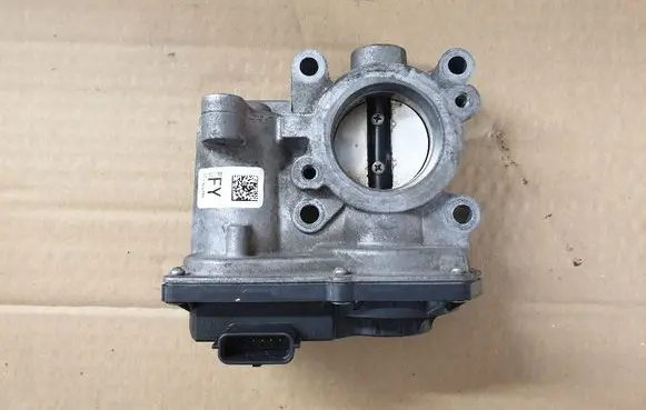 Nissan Qashqai Throttle valve 161206038R