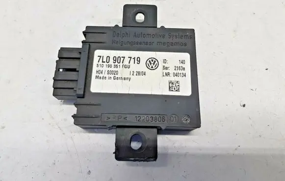 Volkswagen Touareg I Alarm control unit/module 7L0907719 nr2268
