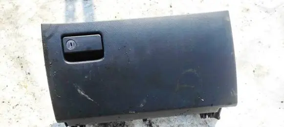 Toyota RAV 4 (XA30) Glove box 5555042040 55550-42040