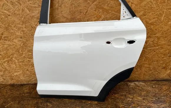 Hyundai Tucson TL Rear door TUCSONIII3