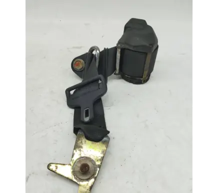Mercedes-Benz 380 560SEC C126 Rear seatbelt 1268602286 1238680222 1238680230